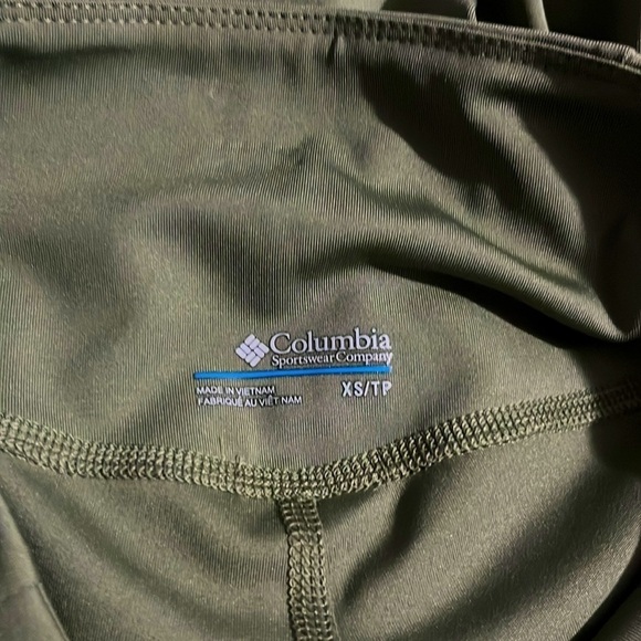 NWT Columbia Lodge Tights Stone Green/Spotted Camo Fill XS - Picture 6 of 7